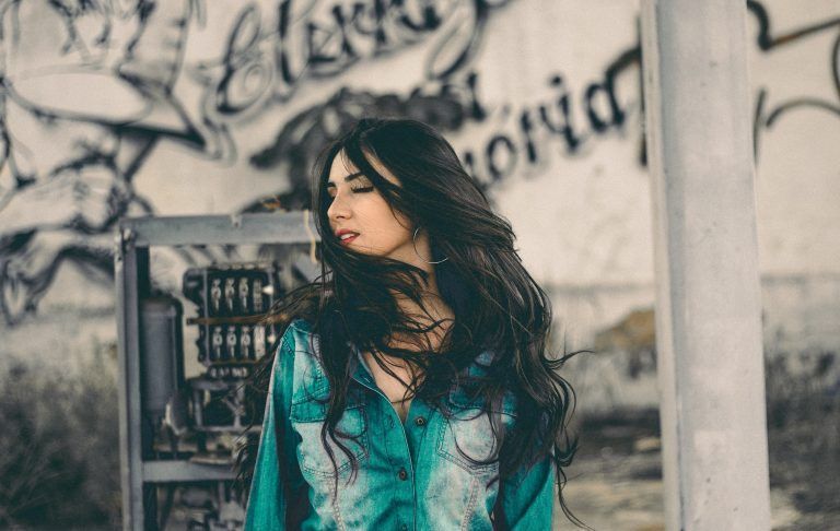 consejos cabello fuerte y sano
