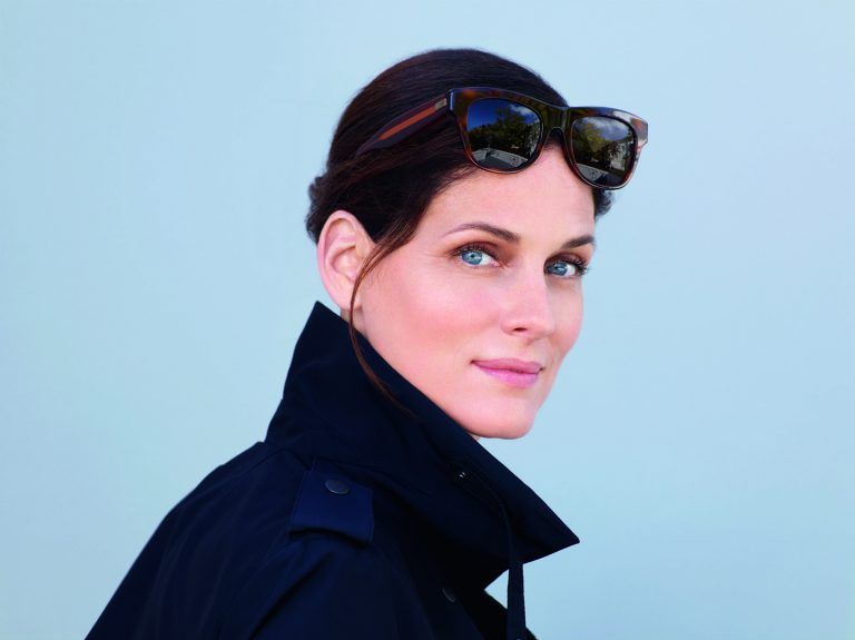contorno de ojos de clarins