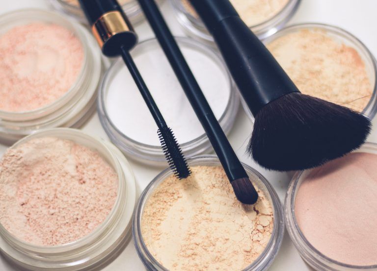 el maquillaje mineral y sus beneficios