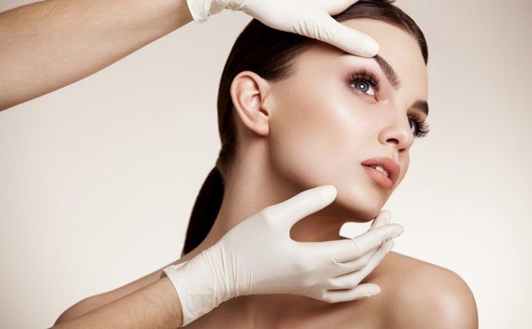El lifting de 8 puntos, lo último en rejuvenecimiento facial