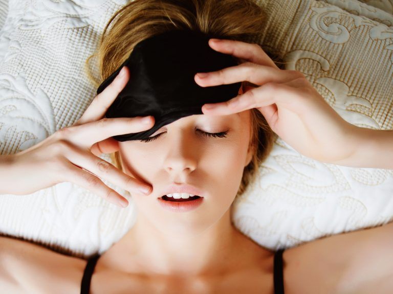 5 cremas de noche que miman tu piel mientras duermes