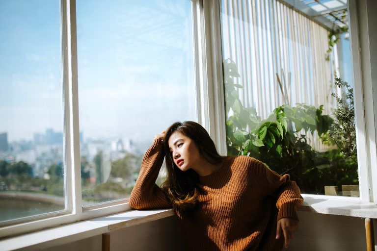 aora life suplementos alimenticios naturales mujer ventana