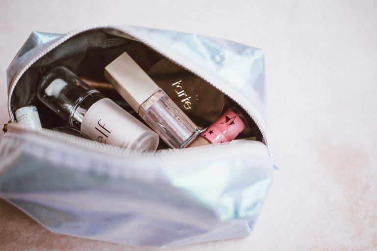 básicos de maquillaje neceser